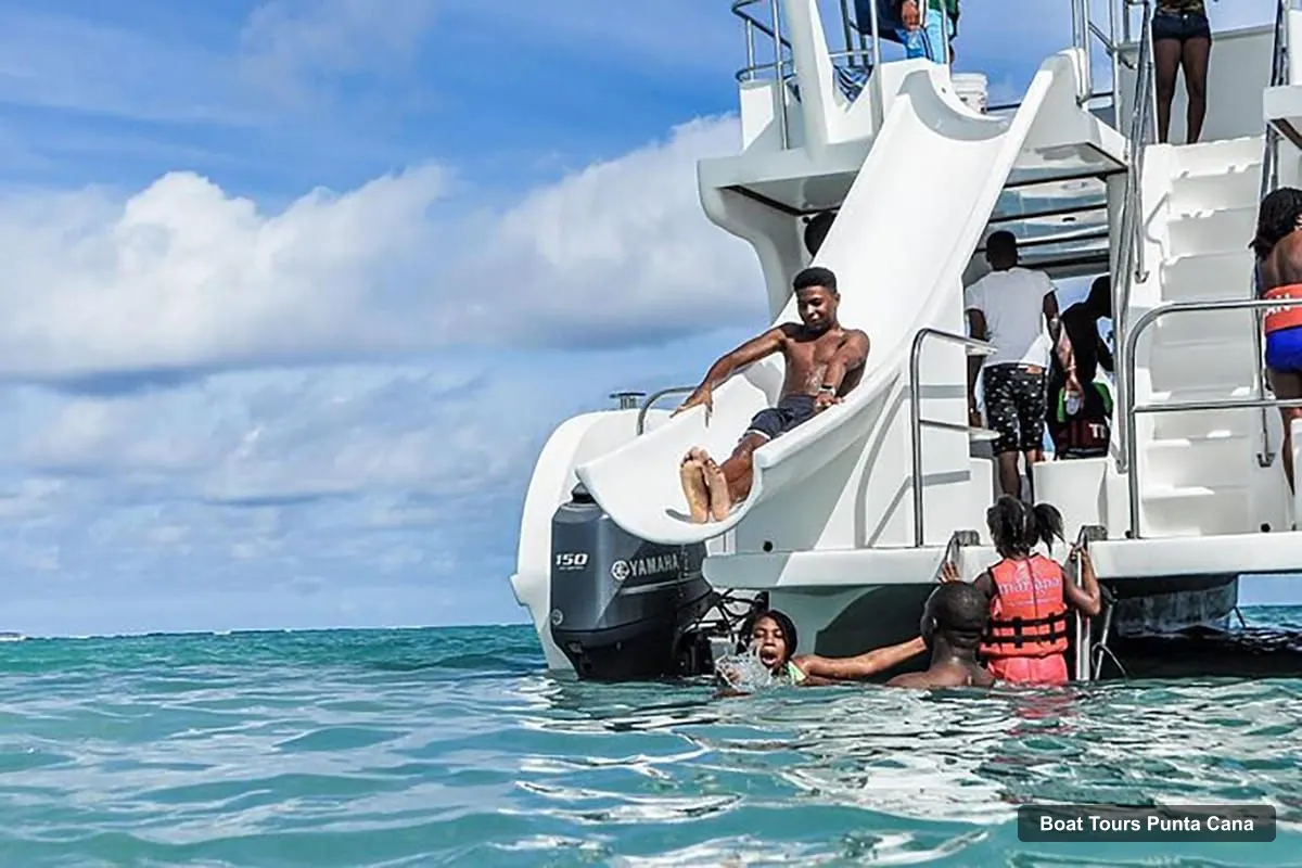 Punta Cana Boat Trips – Catamaran Boat Party with Unlimited Drinks