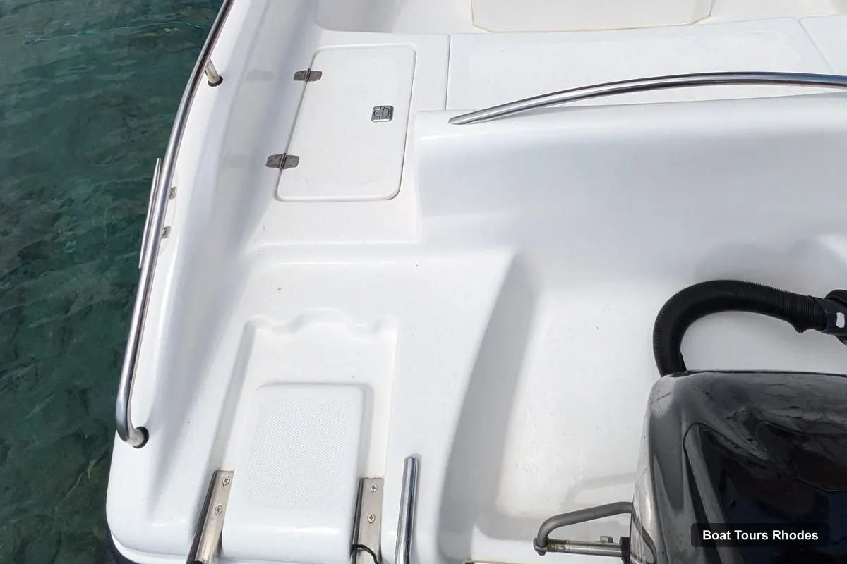 Boat Tours Rhodes – Licence-Free Private Boat Rental (photo 5)