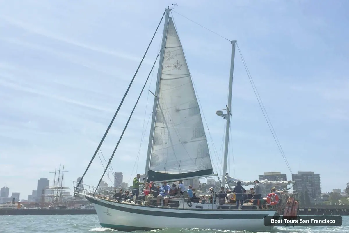 San Francisco Boat Cruises – Bay Sailing Tour with Drinks (photo 3)