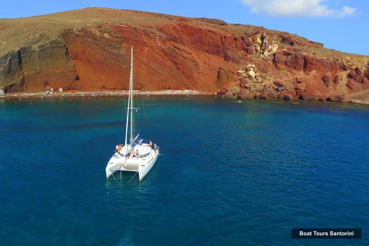 Boat Tours in Santorini – Private Catamaran Cruise with Food & Drinks (photo 3)