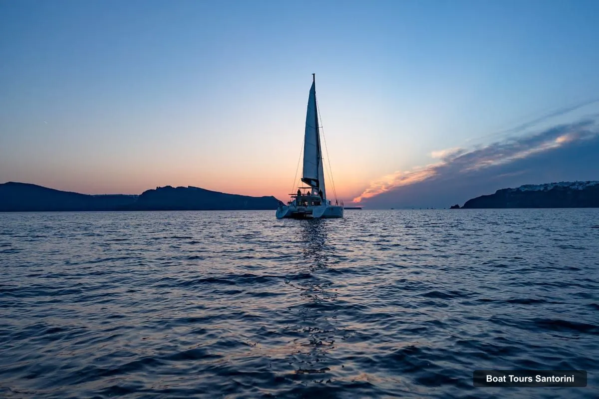 Boat Tours in Santorini – Sunset Cruise with Swim Stops, Dinner, and Drinks (photo 4)