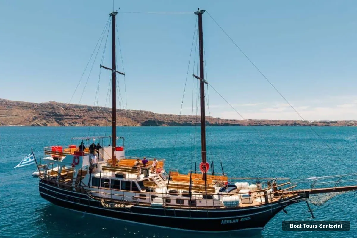 Santorini Boat Cruises – Santorini Volcano & Sunset Caldera Cruise (photo 2)