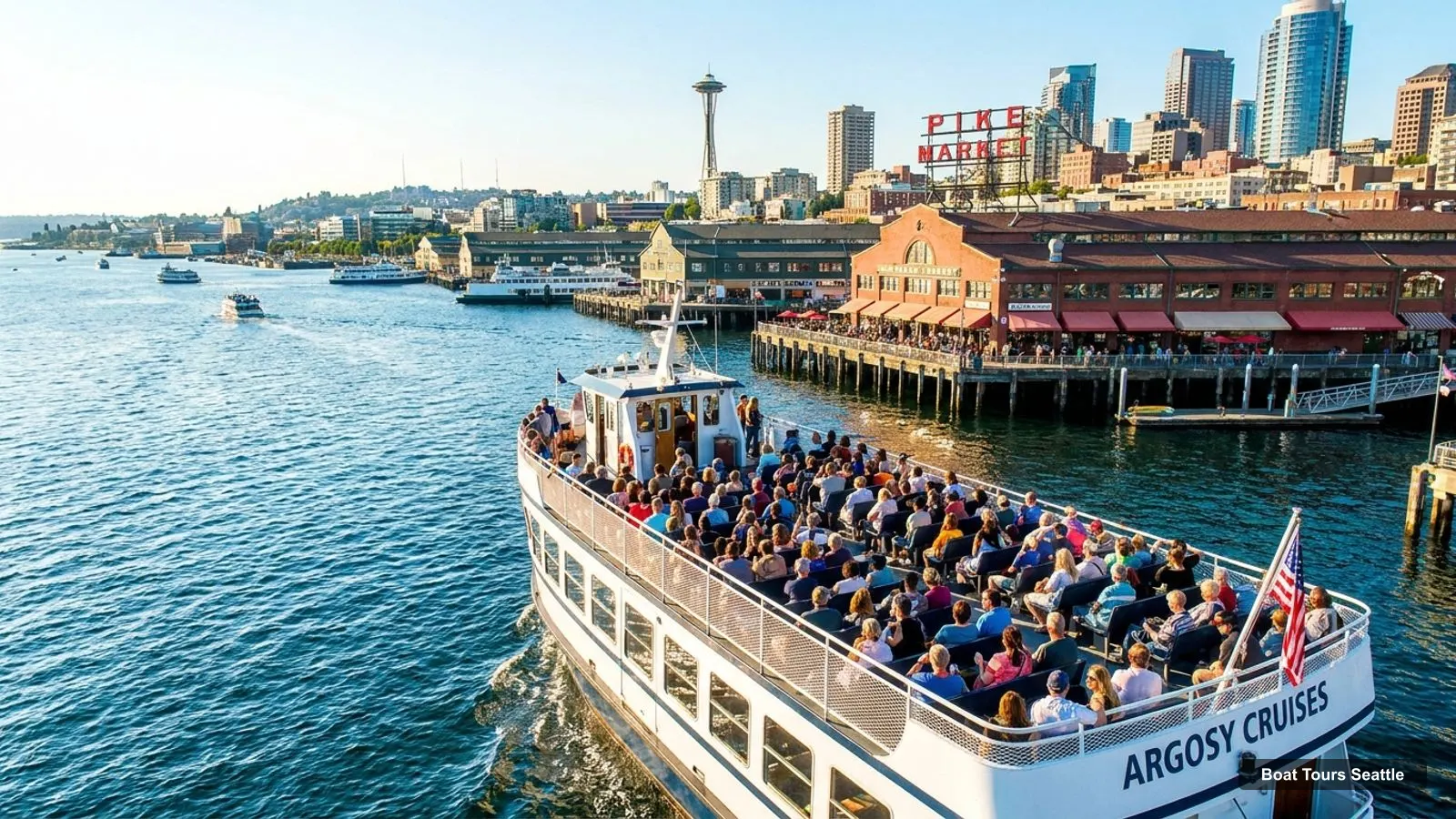 Boat Tours Seattle – sightseeing boat on the water near Pike Place Market