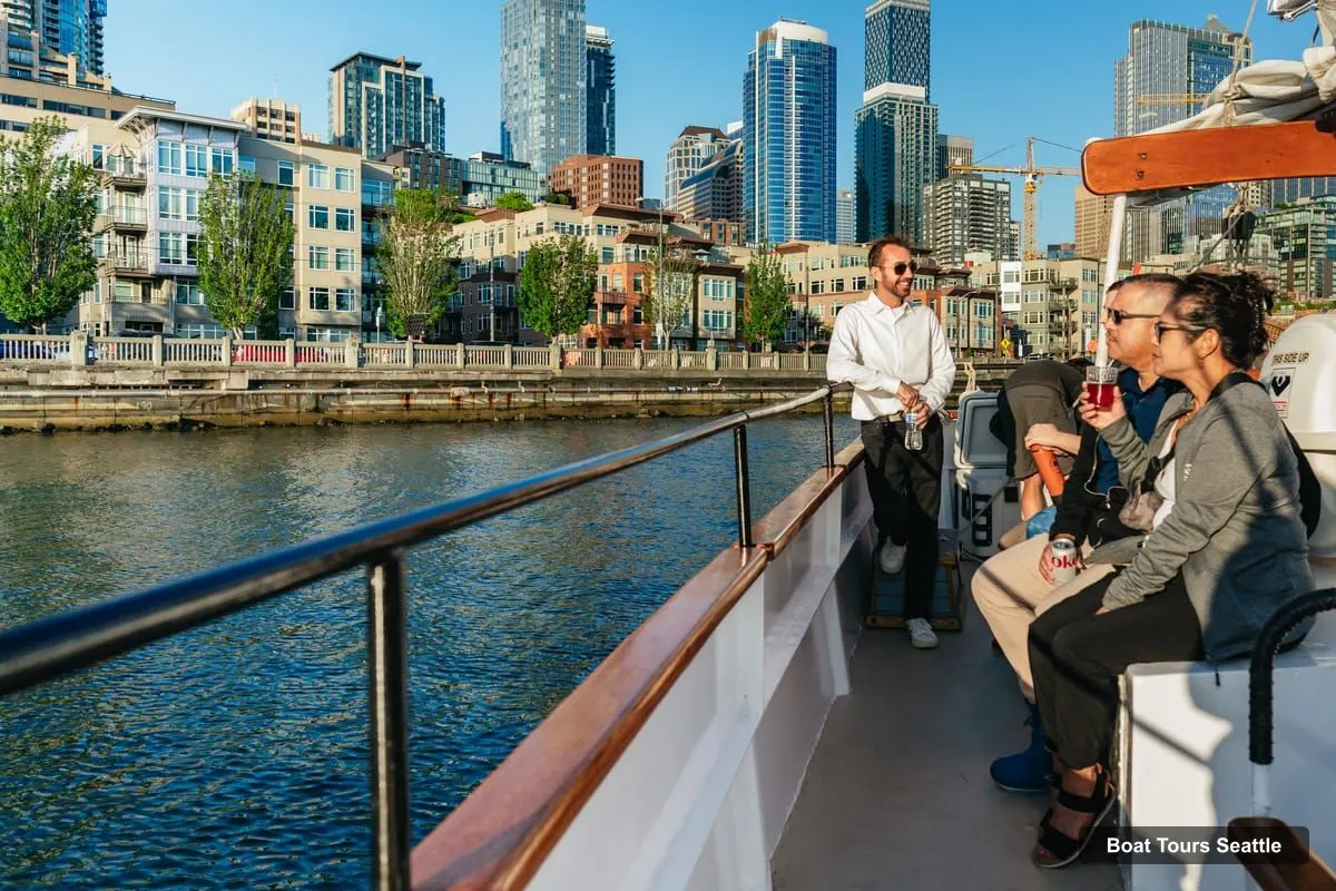 Seattle Boat Cruises – Tall Sailboat Sunset Harbor Cruise (photo 5)