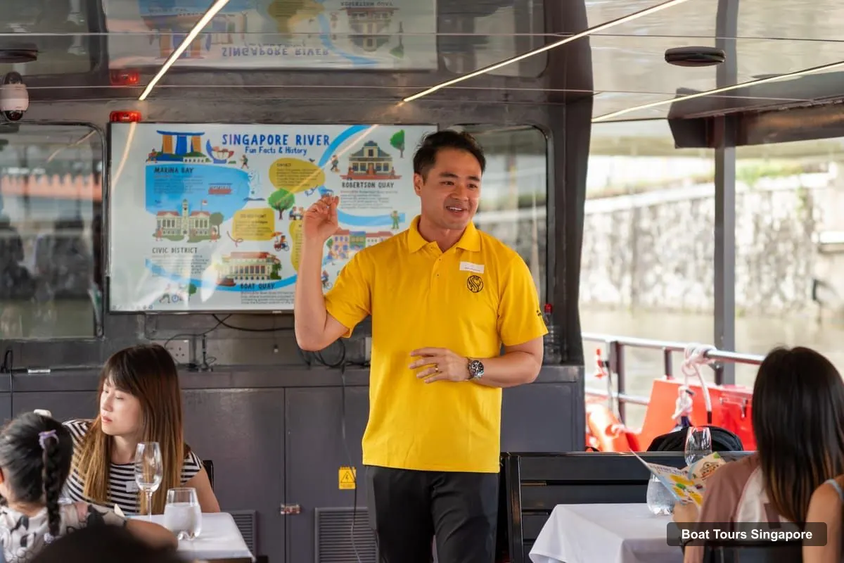 Boat Tours Singapore – Singapore by Night River Boat Tour with Dinner (photo 5)