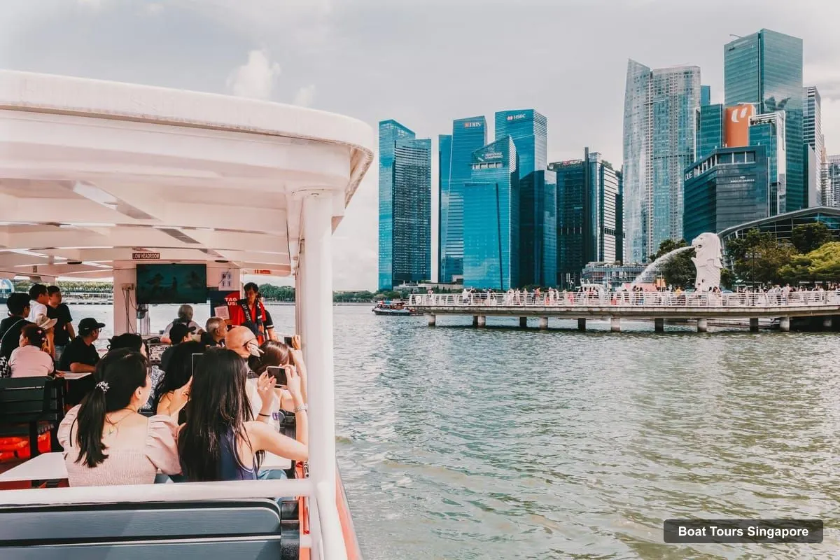 Boat Tours Singapore – Singapore River Cruise, Spectra & Garden Rhapsody Light Show (photo 4)