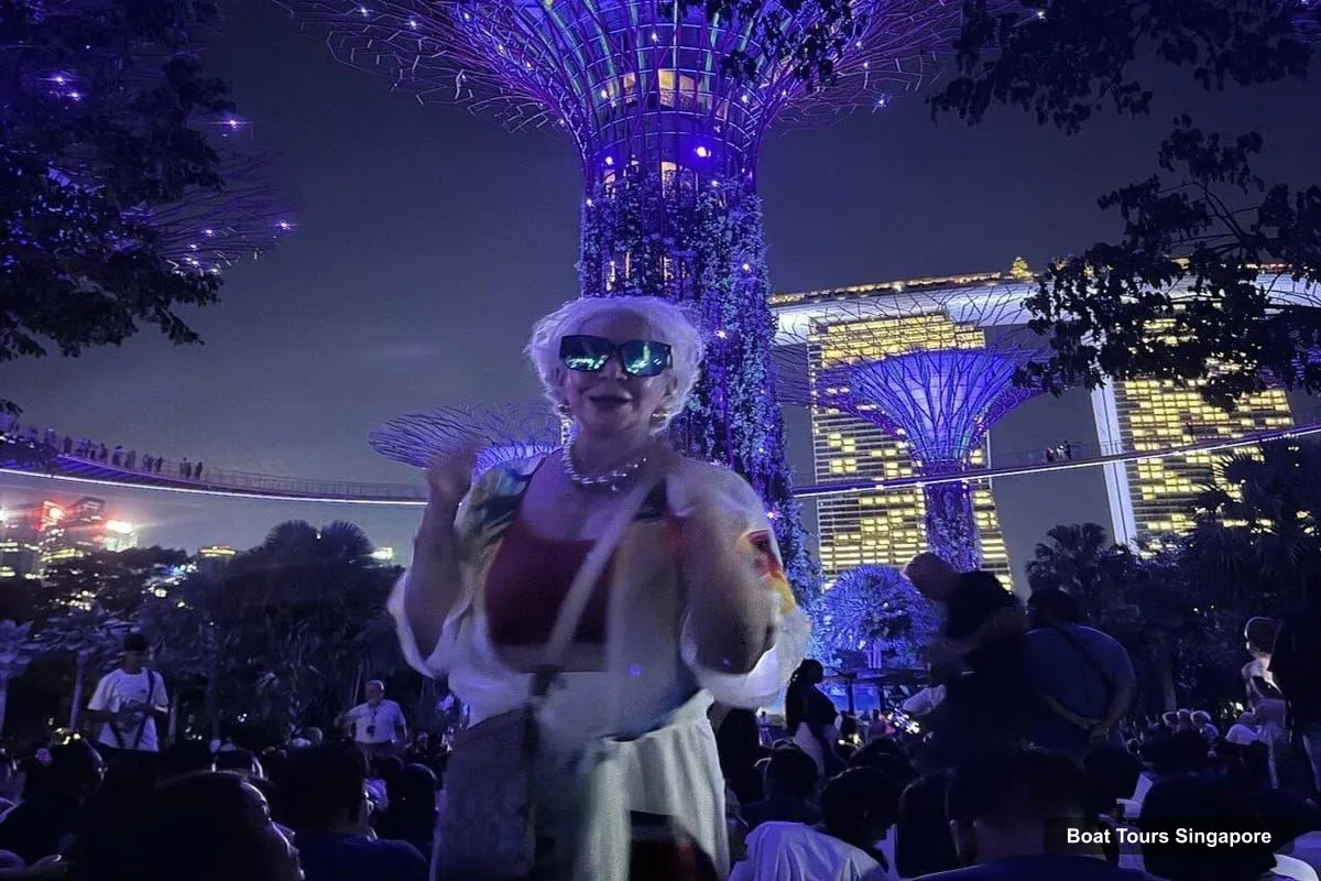 Boat Tours Singapore – Singapore River Cruise, Spectra & Garden Rhapsody Light Show (photo 5)