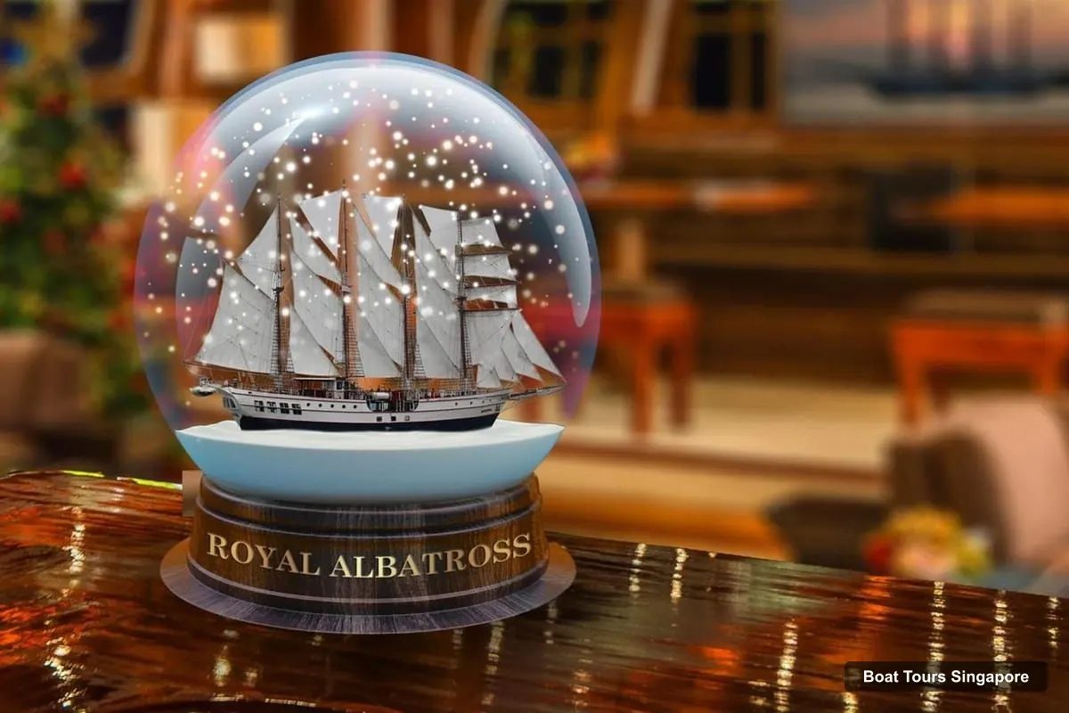 Singapore Boat Trips – Christmas Dinner Cruise on Royal Albatross (photo 4)