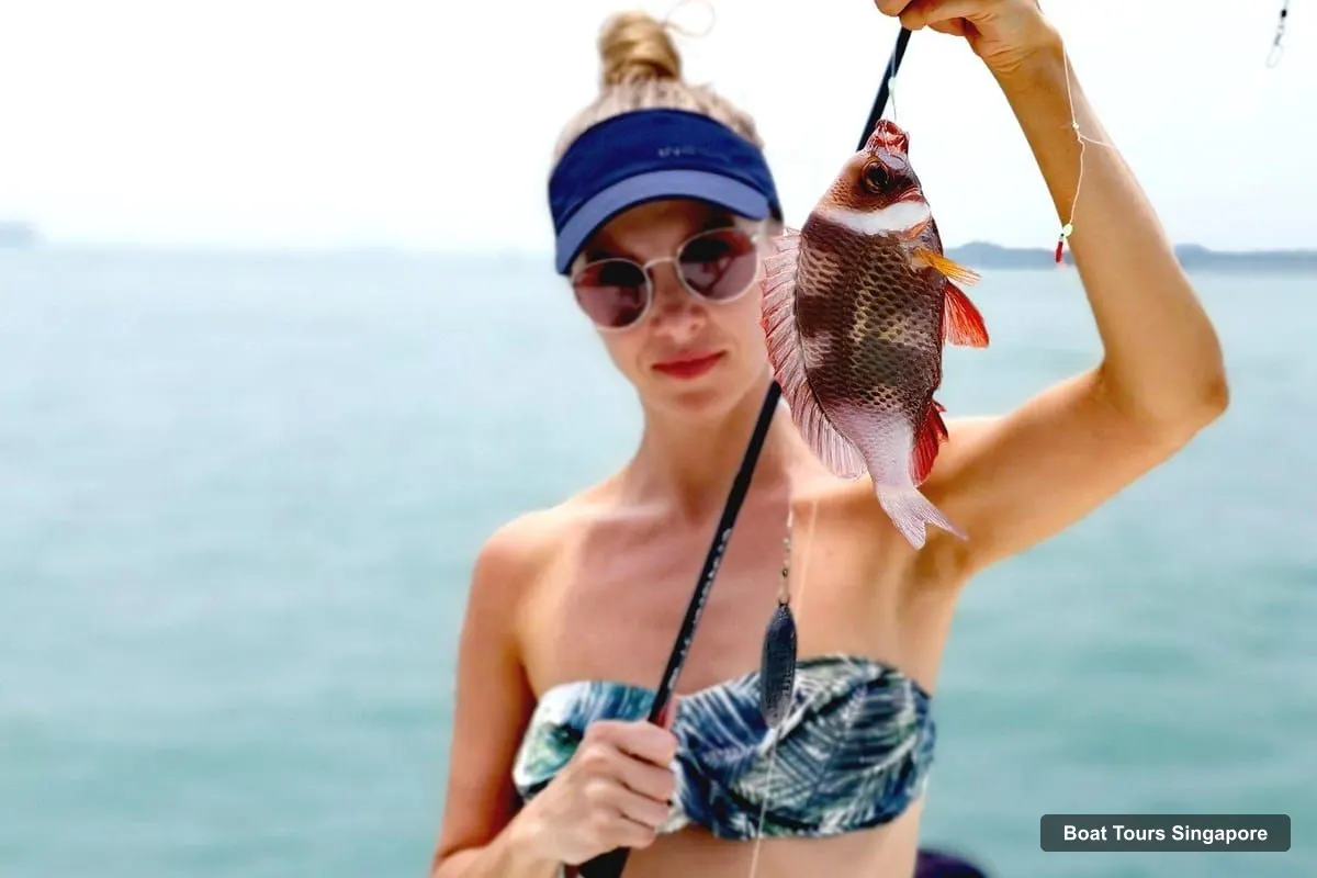 Singapore Boat Trips – Join-in Yacht Fishing at the Southern Islands of Singapore (photo 3)