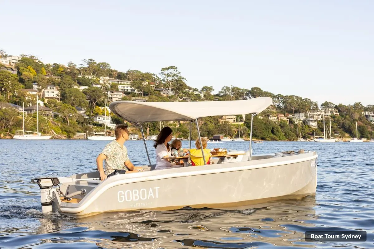 Boat Tours Sydney – Electric Boat Rental from The Spit, Mosman (photo 3)