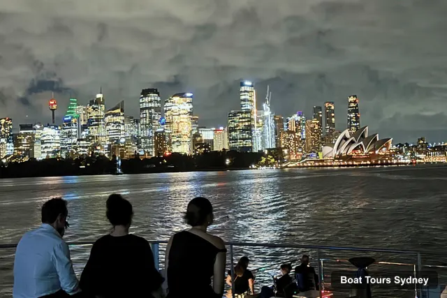 Boat Tours Sydney – Harbour Dinner Cruise with Buffet