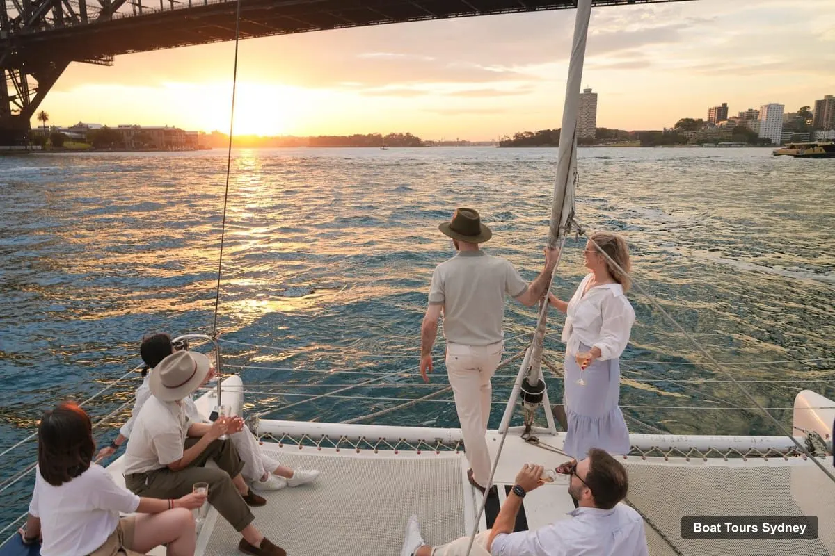 Boat Tours Sydney – Sydney Harbour: Sunset Catamaran Cruise with 360° Views (photo 3)