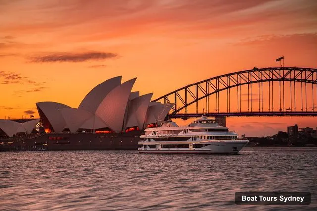 Sydney Boat Cruises – Sydney Harbour Dinner Cruise with 3, 4 or 5-Course Menu