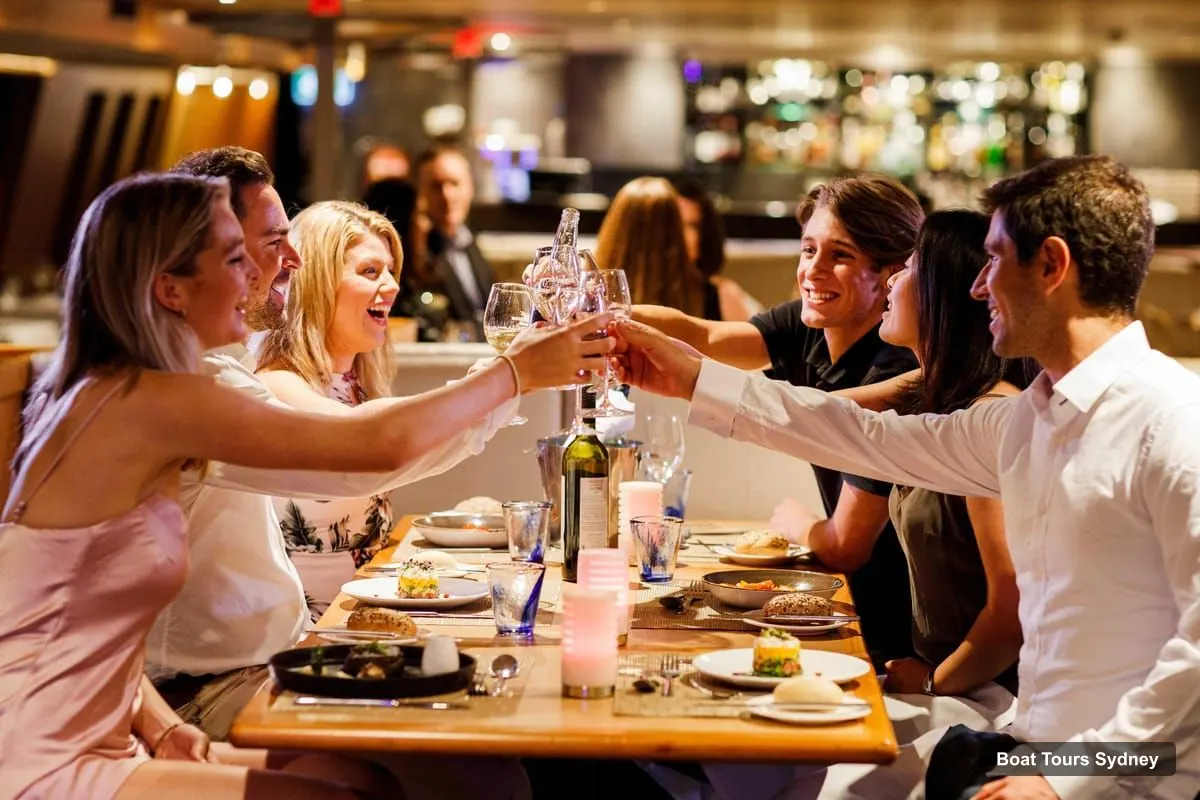 Sydney Boat Cruises – Sydney Harbour Dinner Cruise with 3, 4 or 5-Course Menu (photo 3)