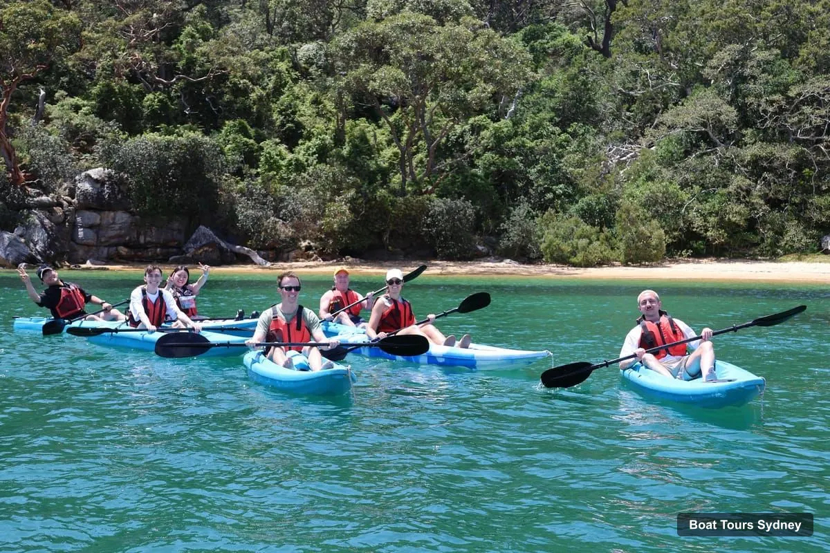 Sydney Harbor Cruise – Guided Kayak Tour of Manly Cove Beaches (photo 2)