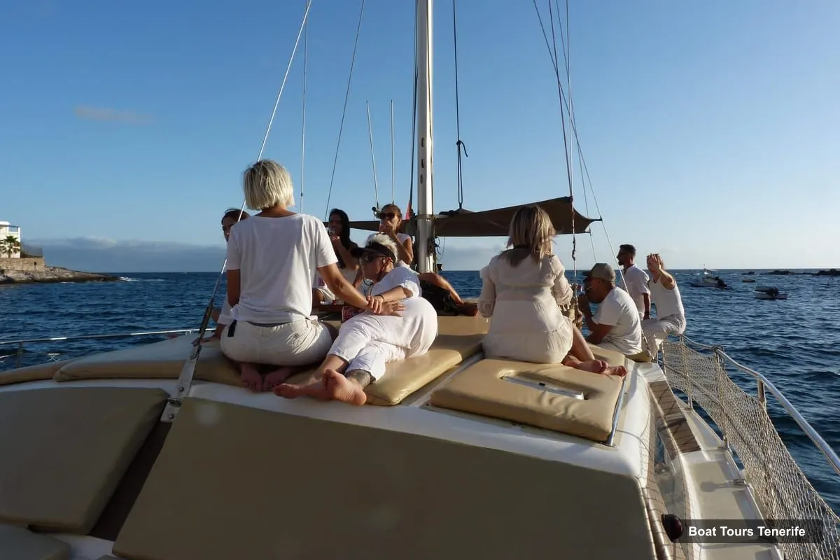 Boat Tours in Tenerife – Catamaran Tour, Snorkelling, Snacks & Drinks (photo 2)