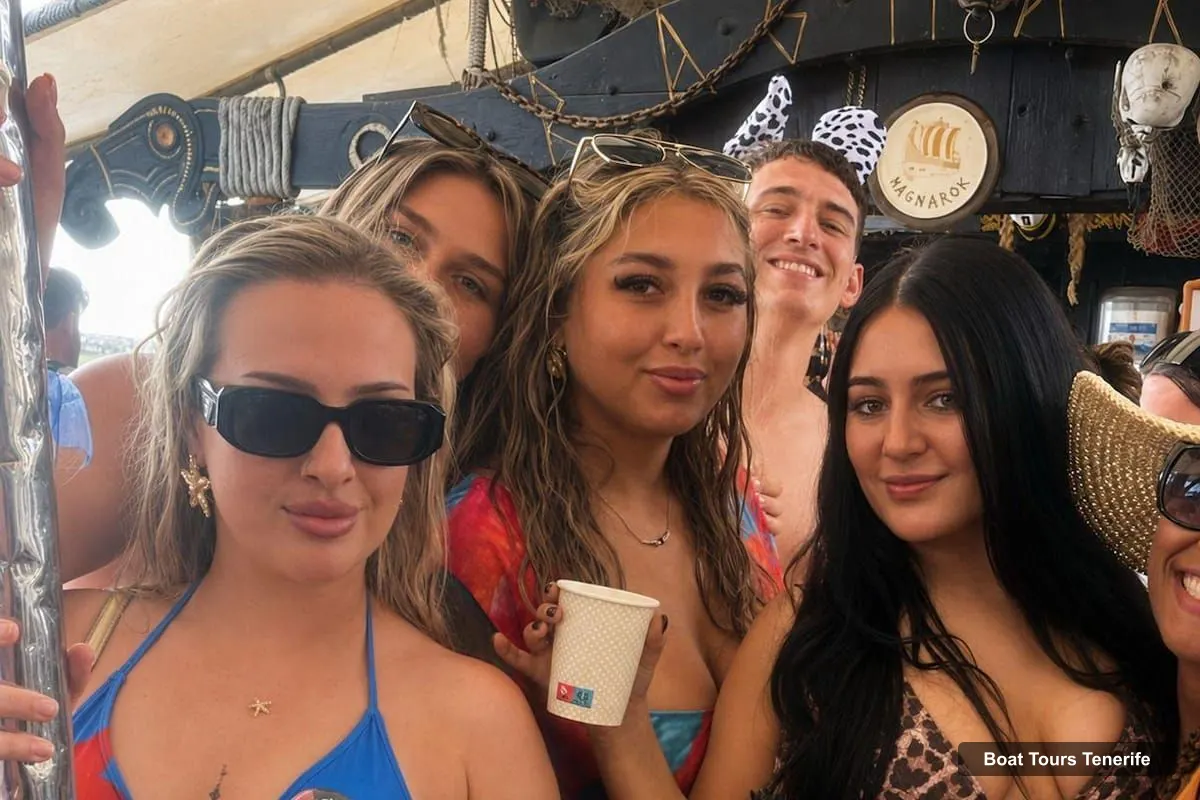 Boat Tours in Tenerife – Boat Party with Unlimited Drinks, DJ, Swim Stop