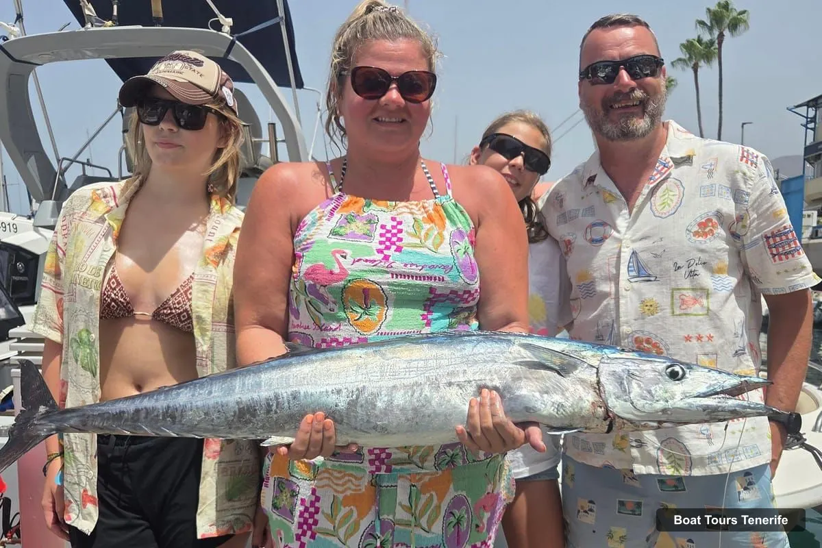 Boat Tours Tenerife – 4-Hour Private Family Fishing Tour (photo 2)