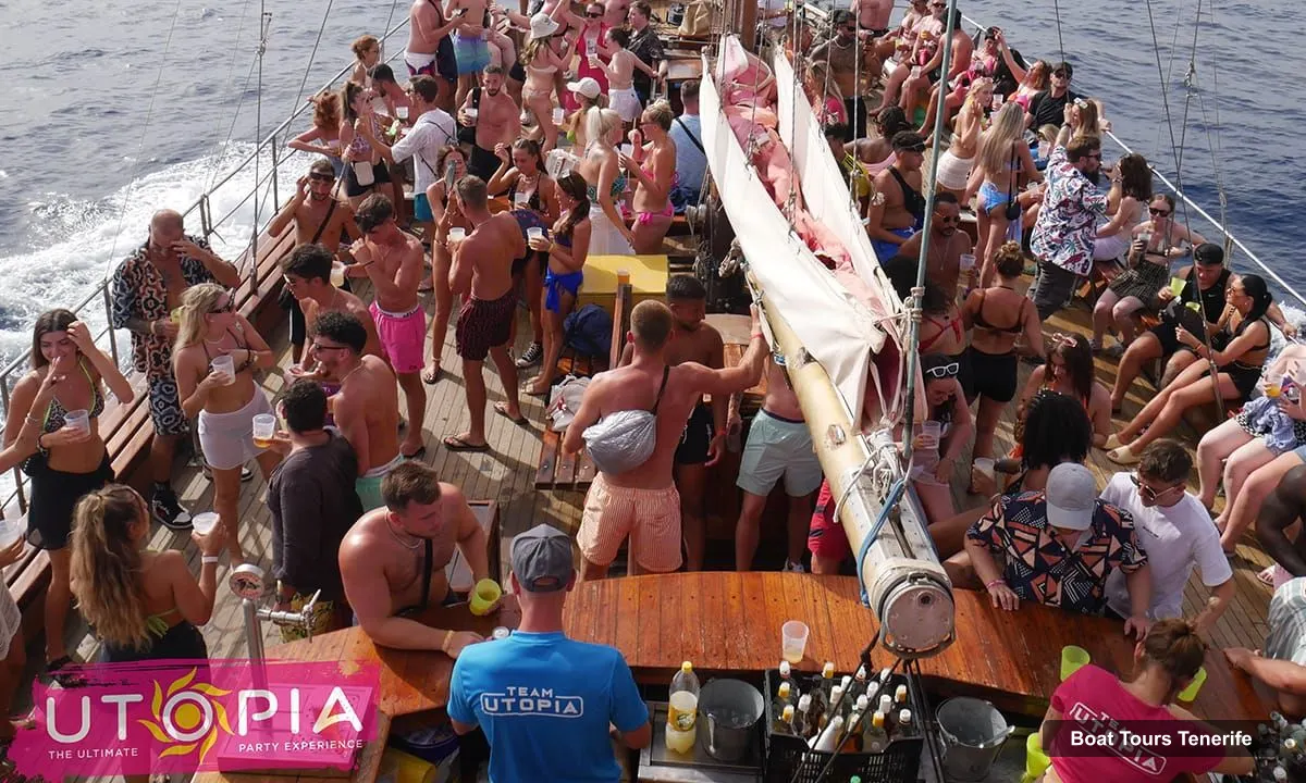 Boat Tours Tenerife – Boat Party with Open Bar and DJs
