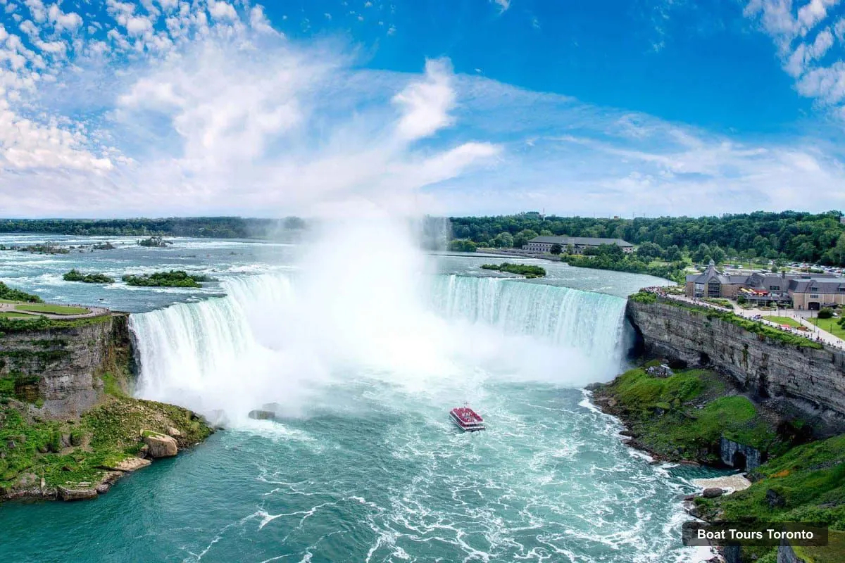 Boat Tours Toronto – Niagara Falls Day Tour + Boat & Behind the Falls (photo 3)