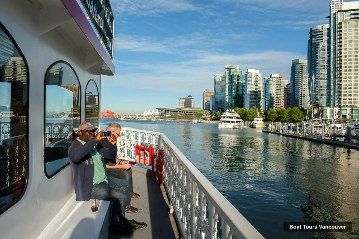 Vancouver Harbor Cruise – Evening Cruise with Dinner Buffet (photo 4)