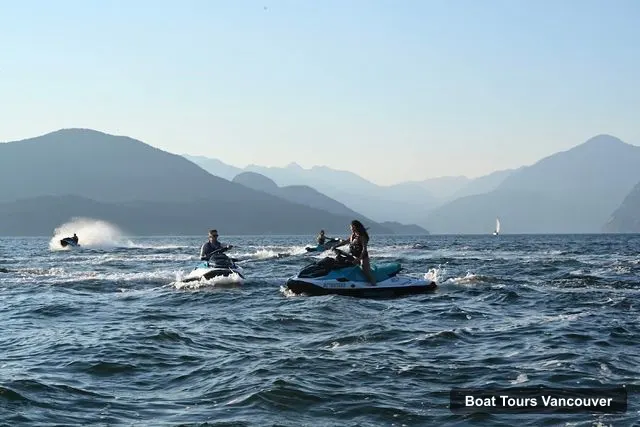 Vancouver Water Adventures, Vancouver – Boat Tours Vancouver