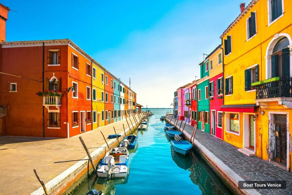 Boat Tours in Venice – Murano & Burano Guided Tour by Private Boat with Glassmaking